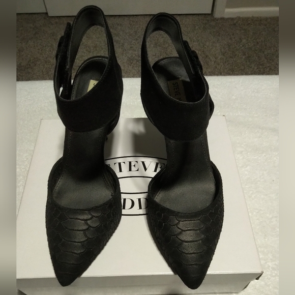 Steve Madden Heels - Picture 1 of 6
